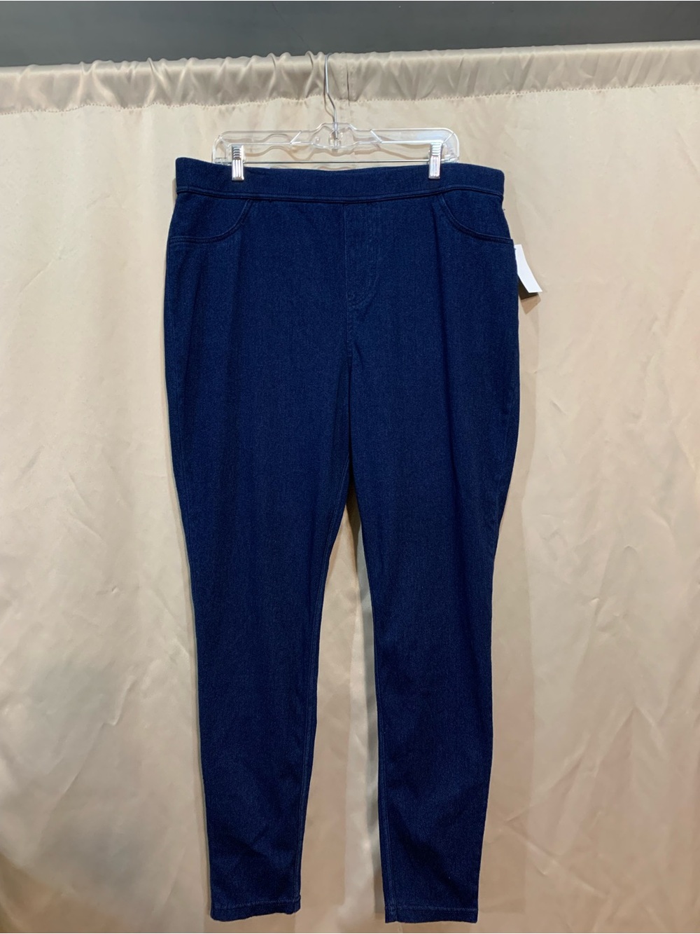 Nine West Women's Navy Stretch Ponte Pants XX- large. 130/4